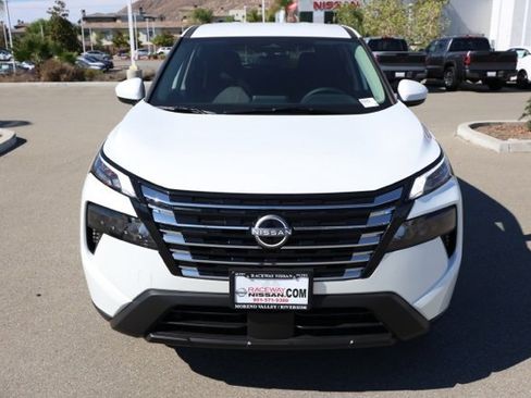 New 2026 Nissan Rogue SV image 9