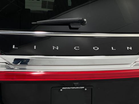 Used 2019 Lincoln Navigator Reserve AWD/4WD image 41