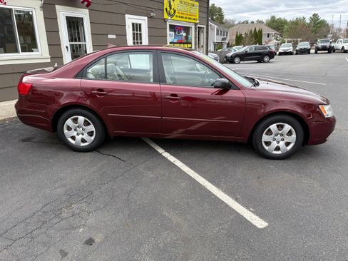 Used 2010 Hyundai Sonata GLS image 4
