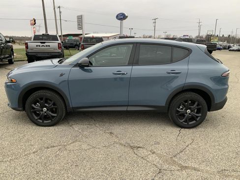 Used 2024 Dodge Hornet GT Plus w/ GT Blacktop Package image 8