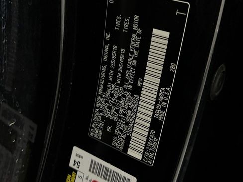 Used 2025 Toyota Grand Highlander AWD image 35