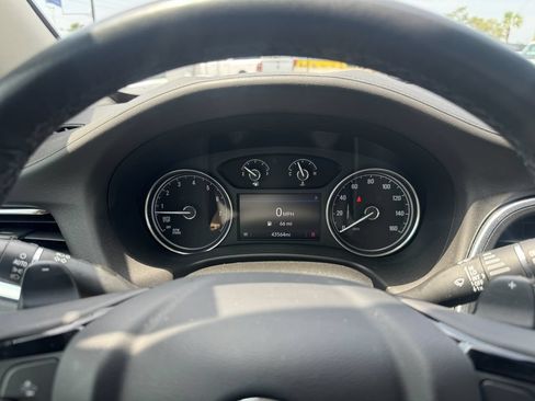 Used 2022 Buick Enclave Essence w/ Experience Buick Package FWD image 14