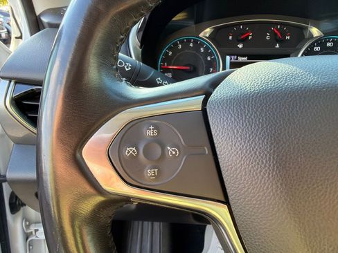 Used 2018 Chevrolet Traverse LT image 25