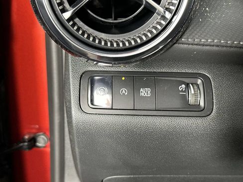 New 2026 Chevrolet Equinox LT w/ Convenience Package II FWD image 19