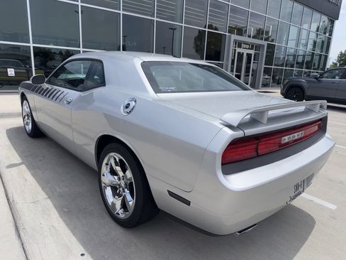 Used 2012 Dodge Challenger R/T Plus RWD image 4