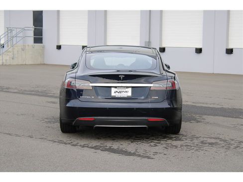 Used 2012 Tesla Model S Signature Performance image 3