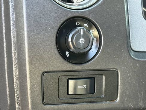 Used 2014 Ford F150 XLT w/ Equipment Group 302A Luxury AWD/4WD image 21