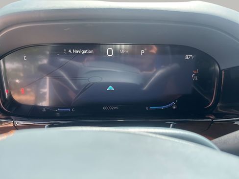 Used 2022 Jeep Grand Wagoneer Series III w/ Rear Seat Video Group 1 image 32