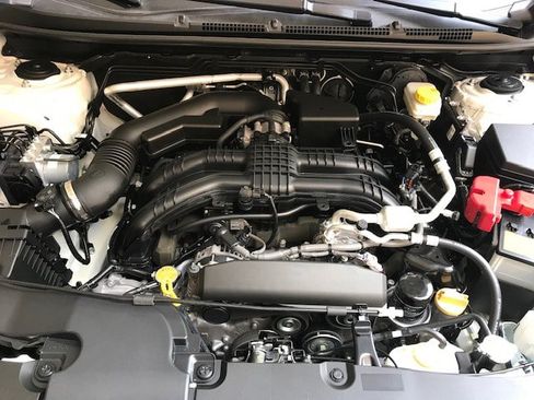 Certified 2024 Subaru Crosstrek 2.0i Premium AWD/4WD image 11