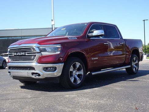 Used 2022 RAM 1500 Laramie AWD/4WD image 28