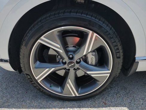 Used 2025 Genesis GV80 2.5T Prestige AWD/4WD image 11