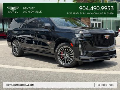Used 2023 Cadillac Escalade ESV V