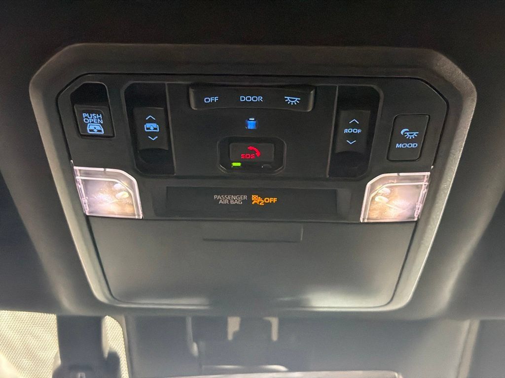 Used 2022 Toyota Tundra Platinum AWD/4WD image 16