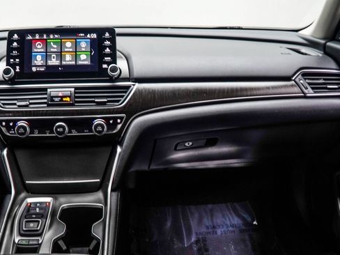 Used 2021 Honda Accord Touring image 17