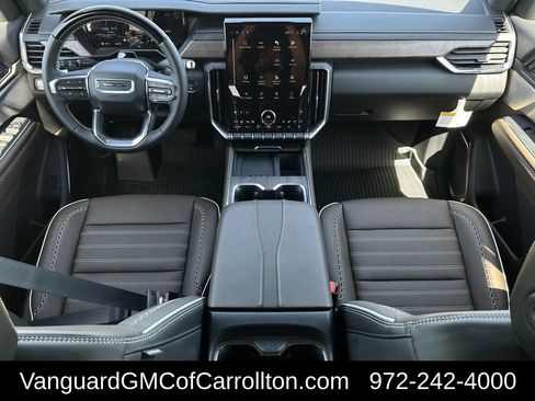 New 2026 GMC Acadia Denali Ultimate w/ LPO, Floor Liner Package AWD/4WD image 9