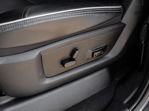 Used 2020 RAM 2500 Laramie image 35