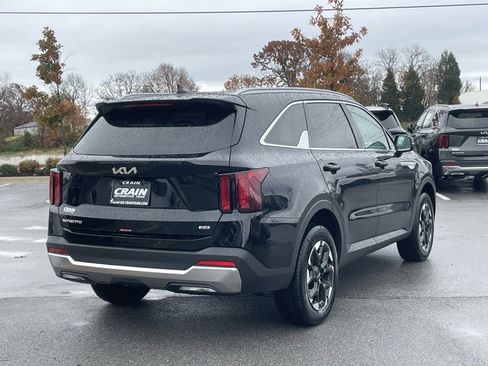 New 2026 Kia Sorento S image 7