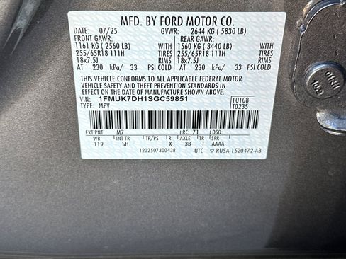 New 2025 Ford Explorer Active w/ Active Comfort Package image 30