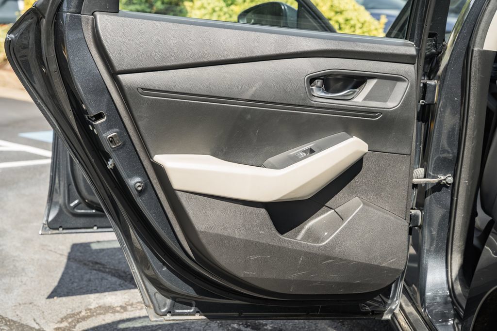 Used 2023 Honda Accord EX image 31