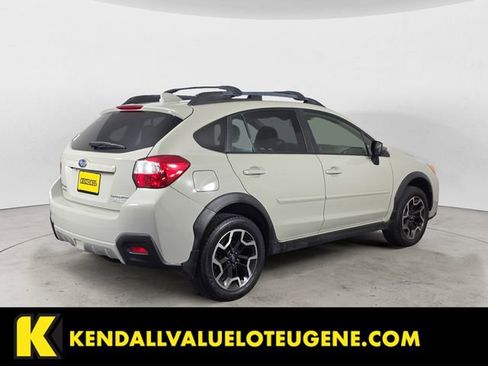 Used 2017 Subaru Crosstrek 2.0i Limited AWD/4WD image 5