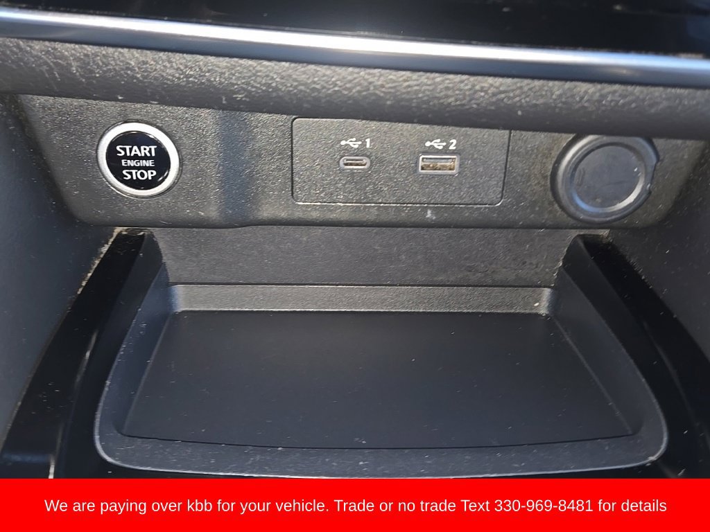 Used 2023 Nissan Rogue S AWD/4WD image 18