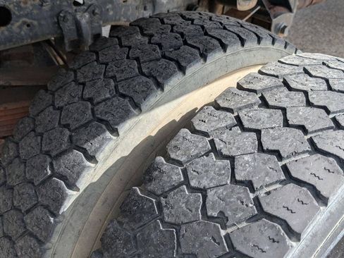 Used 2005 Ford F450 2WD Regular Cab Super Duty image 18