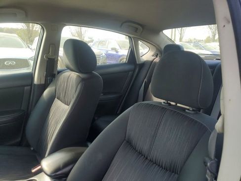 Used 2018 Nissan Sentra SV image 17