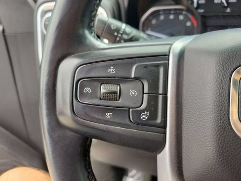 Used 2021 GMC Sierra 1500 SLE w/ X31 Off-Road Package AWD/4WD image 19