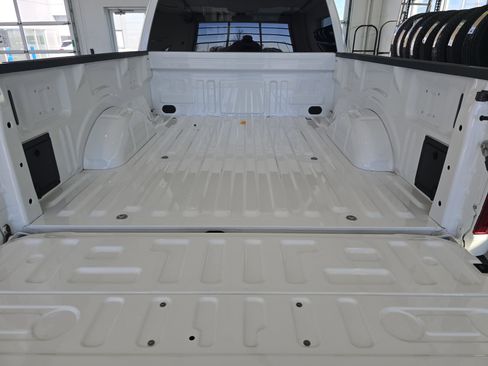 Used 2025 Ford F150 XL w/ Equipment Group 103A High AWD/4WD image 28