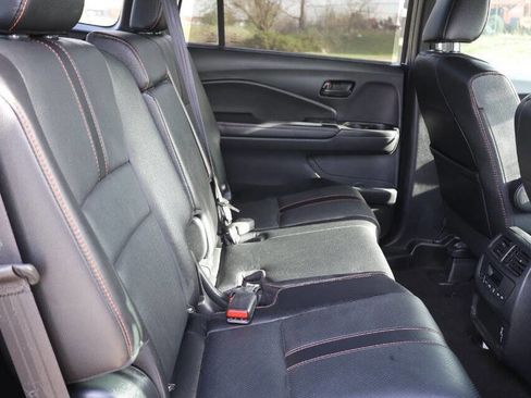 Used 2022 Honda Pilot TrailSport image 16