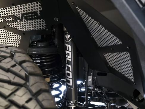 Used 2025 Jeep Gladiator Sport image 77