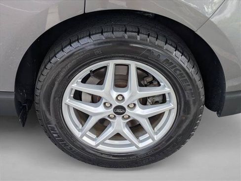 Used 2024 Ford Edge SEL AWD/4WD image 23