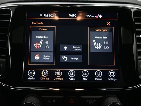 Used 2022 Jeep Grand Cherokee Laredo X image 15