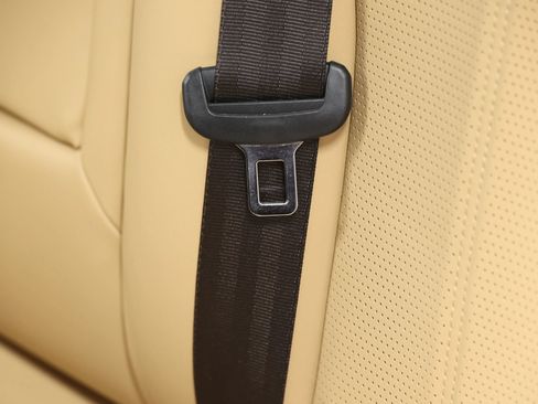 Used 2018 Bentley Bentayga AWD/4WD image 58