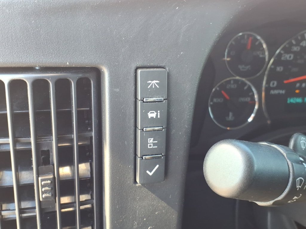 Used 2025 GMC Savana 2500 w/ Driver Convenience Package RWD image 18