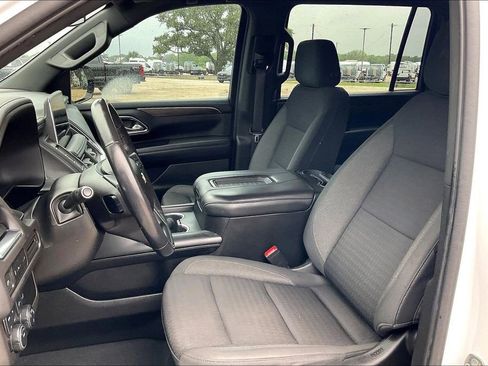 Used 2021 Chevrolet Suburban LS AWD/4WD image 18