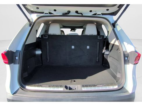 Used 2024 Toyota Grand Highlander AWD image 12