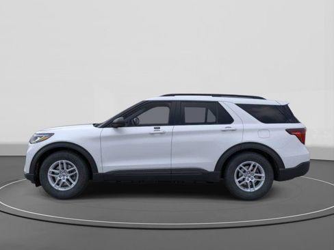 New 2026 Ford Explorer Active w/ Active Comfort Package image 3