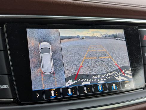 Used 2020 Buick Enclave Avenir w/ Avenir Technology Package image 19