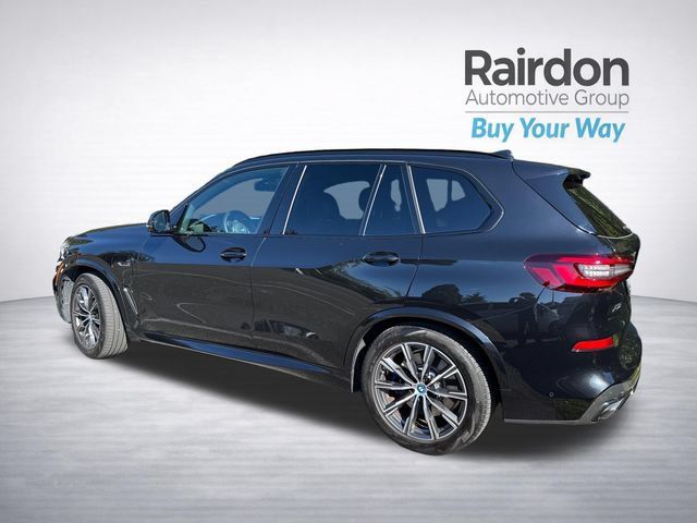 Used 2022 BMW X5 xDrive45e w/ M Sport Package AWD/4WD image 5