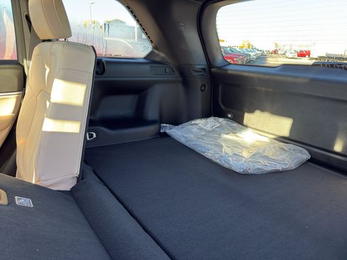 New 2025 Jeep Grand Cherokee Limited w/ Trailer Tow Package image 36