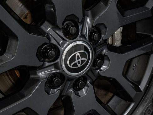 Used 2024 Toyota Tundra Platinum image 59