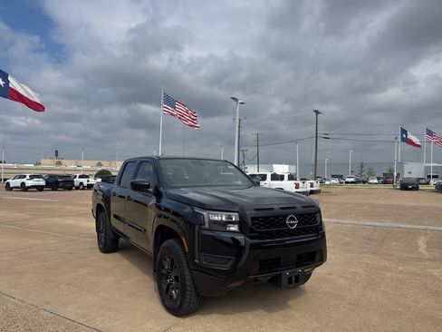 Certified 2026 Nissan Frontier SV w/ All-Weather Content Package RWD image 1
