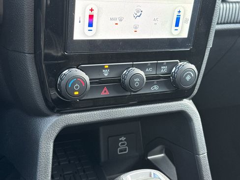 New 2025 Ford Ranger XLT w/ FX4 Off-Road Package image 21