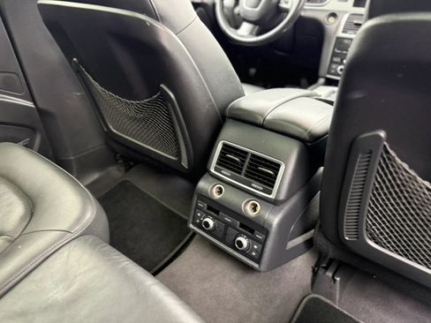 Used 2011 Audi Q7 TDI Prestige w/ Prestige Pkg AWD/4WD image 21