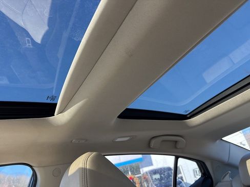 Used 2019 Nissan Maxima 3.5 SL w/ Floor Mat Group FWD image 47