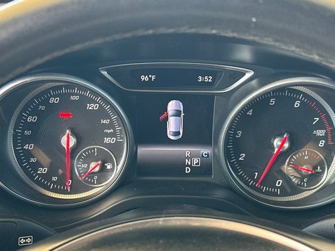 Used 2017 Mercedes-Benz CLA 250 image 23