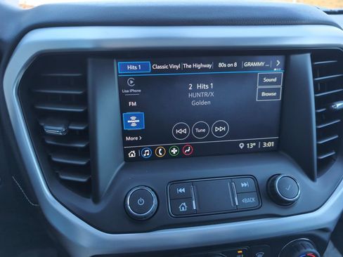 Used 2023 GMC Acadia SLE w/ Driver Convenience Package image 23