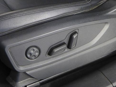 Used 2019 Audi Q5 2.0T Premium w/ Convenience Package image 23