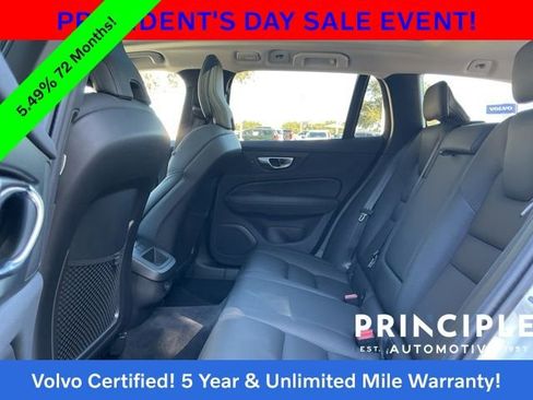 Certified 2025 Volvo V60 B5 Cross Country Plus image 28